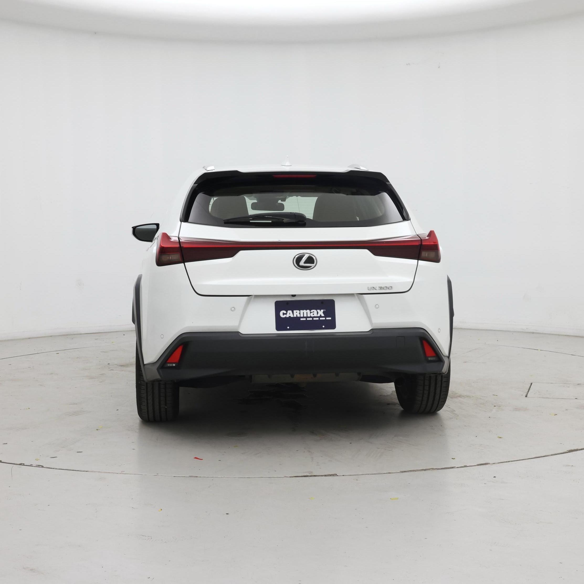 Thumbnail: 2021 Lexus UX - 6