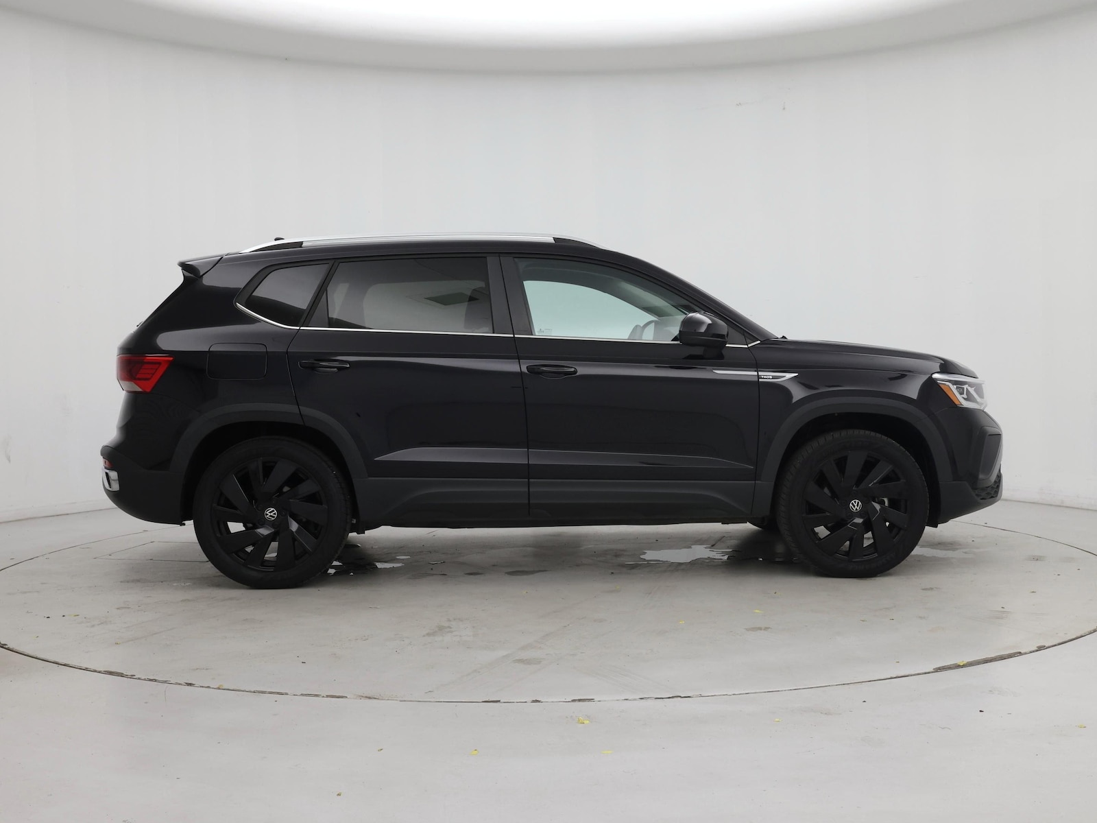 2024 Volkswagen Taos SEL - Photo 8