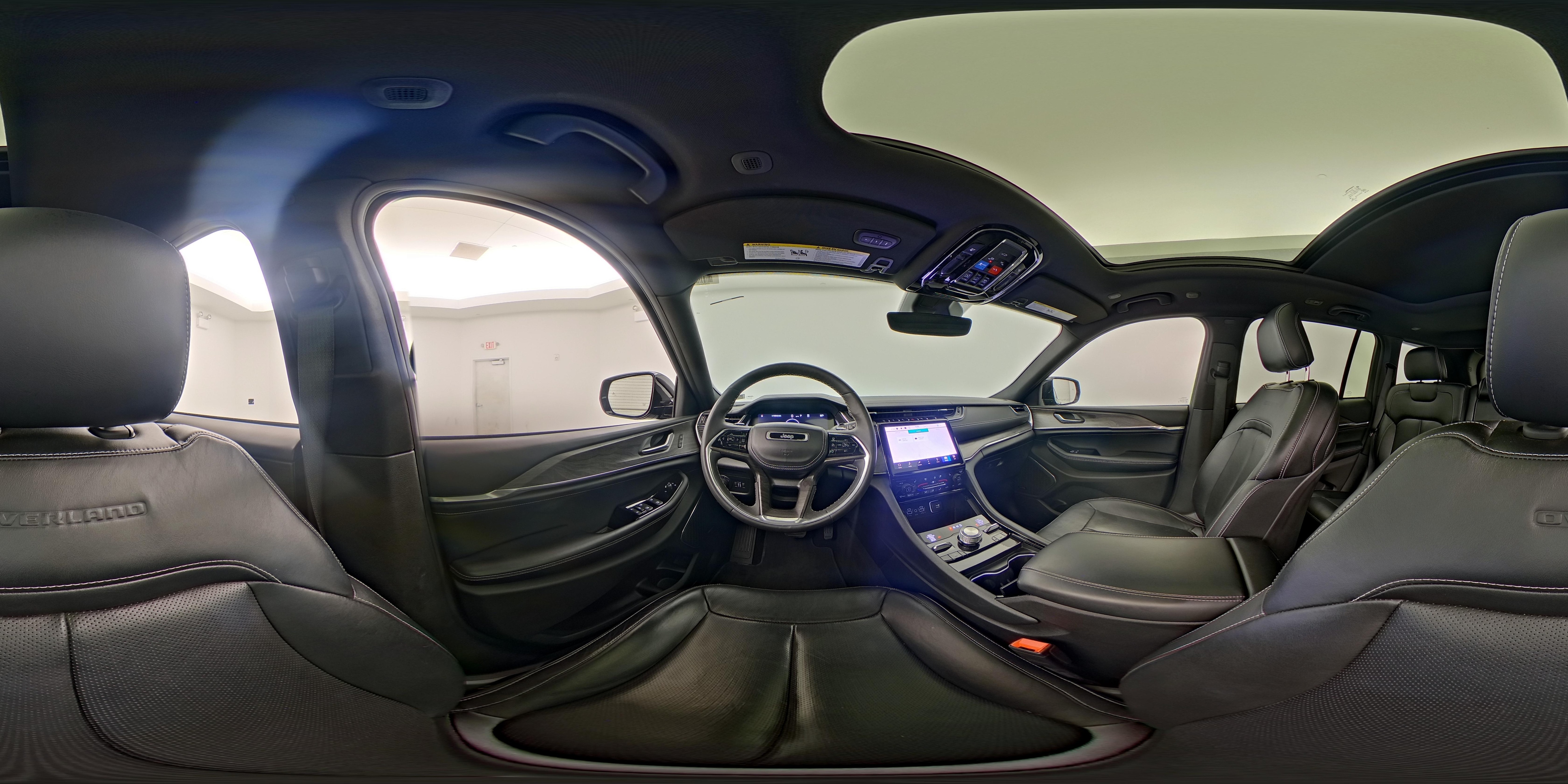 2023 Jeep Grand Cherokee Overland - Photo 28