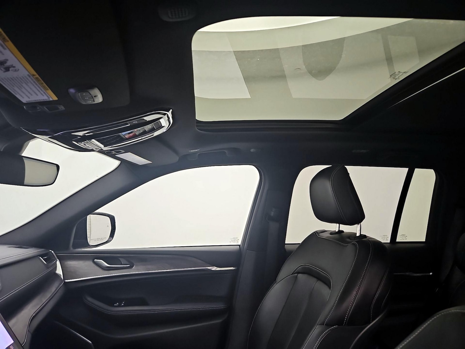 2023 Jeep Grand Cherokee Overland - Photo 20