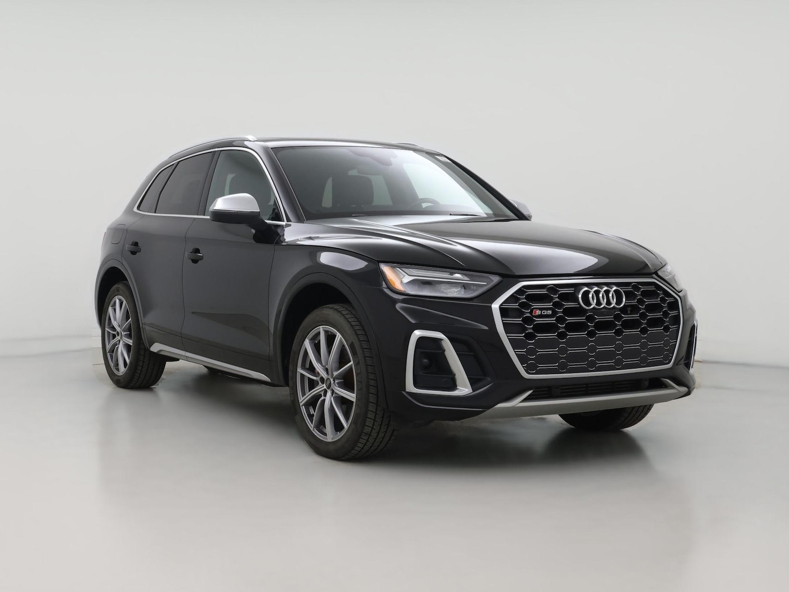 2023 Audi SQ5