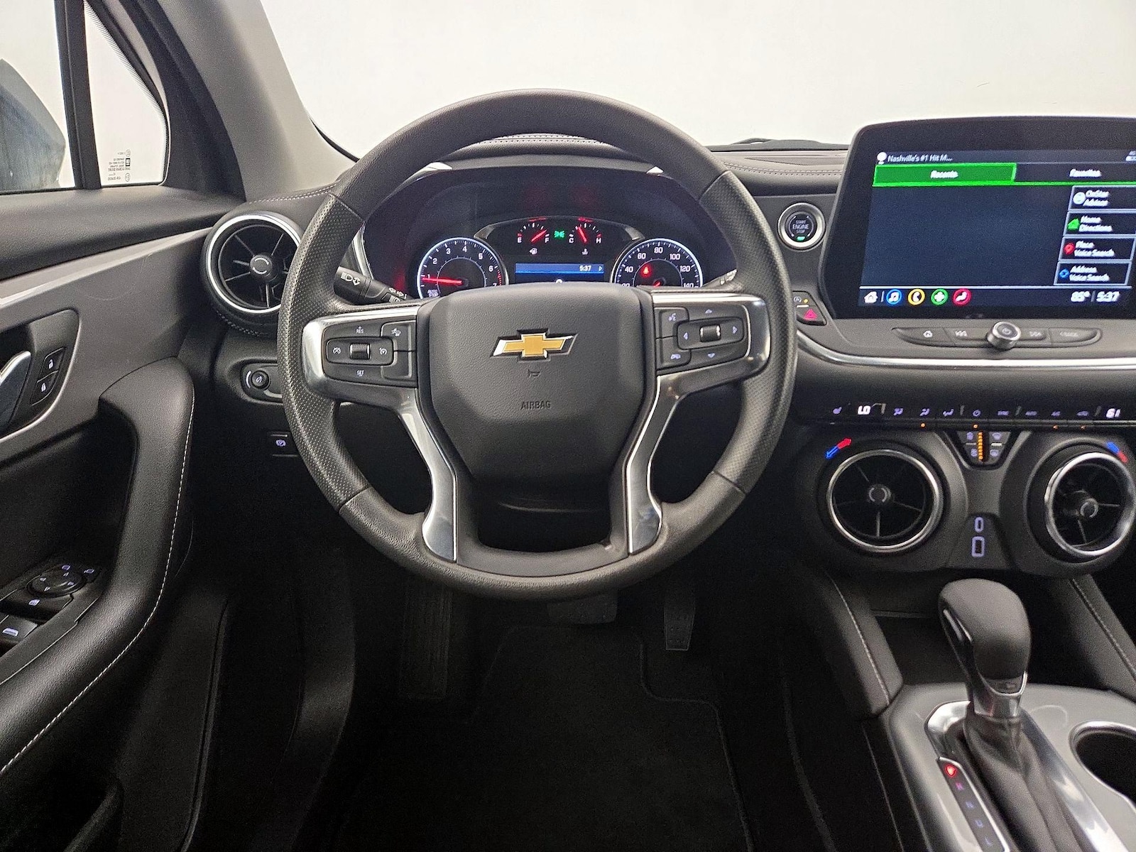 2025 Chevrolet Blazer 2LT - Photo 11