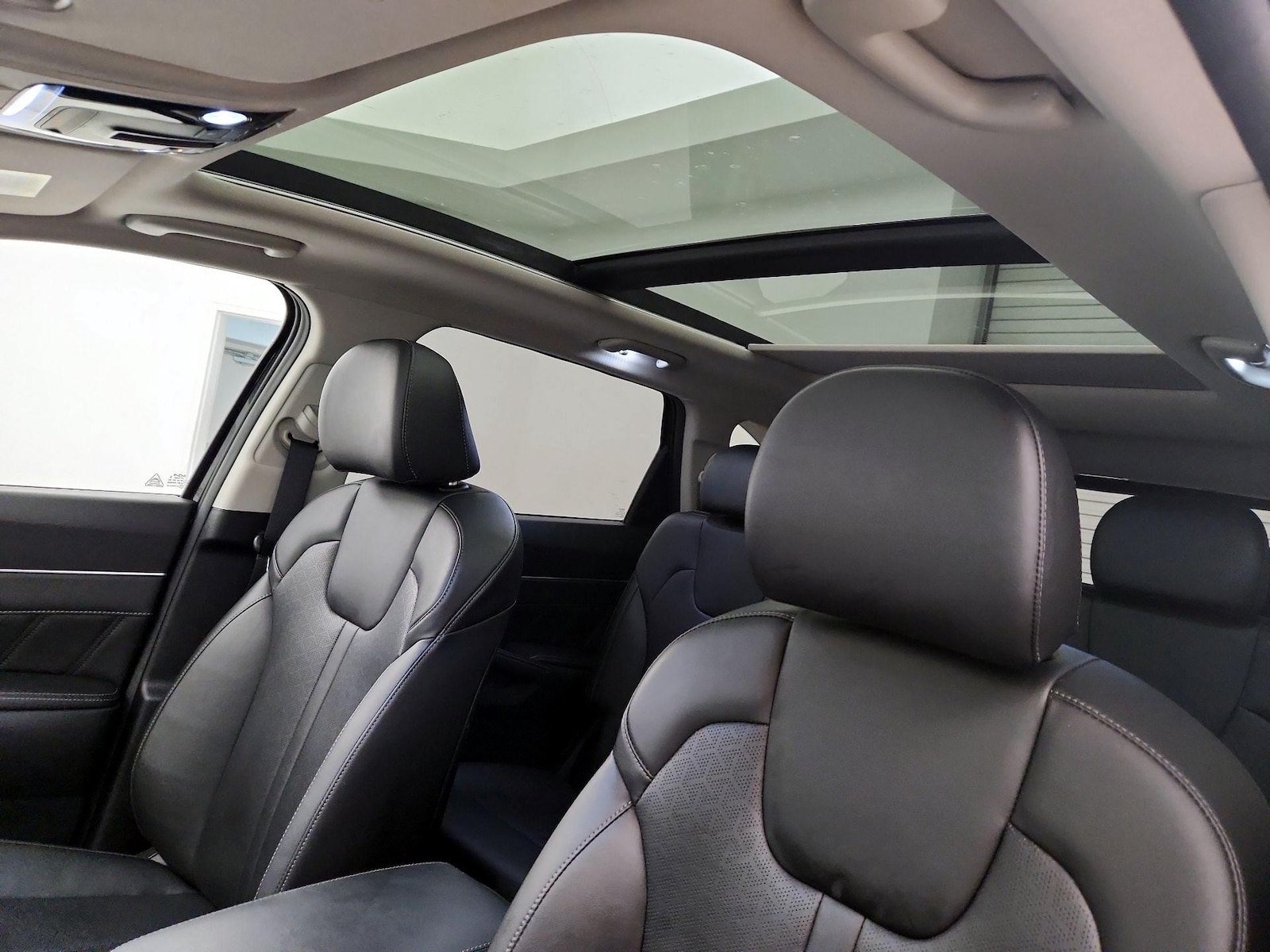 Panoramic Sunroof