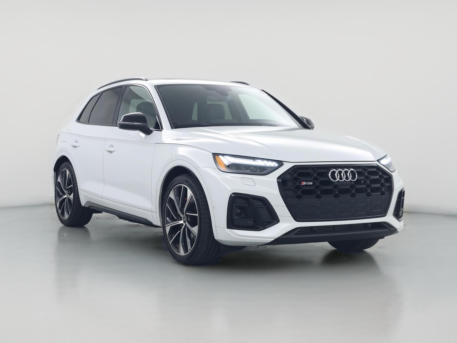 2023 Audi SQ5
