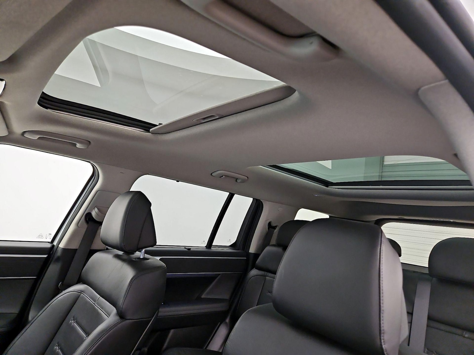Sunroof(s) & Skylight(s)