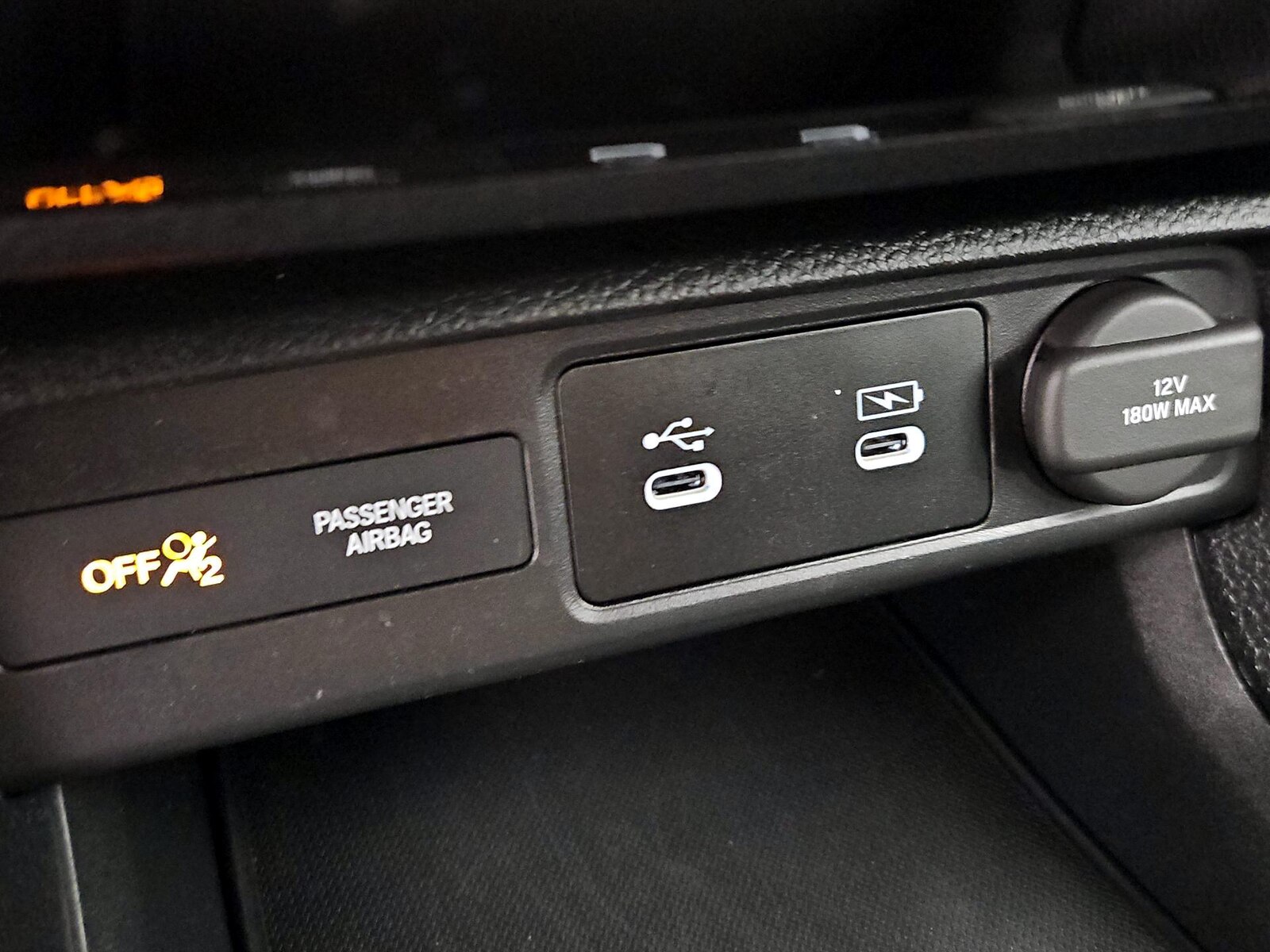 2025 Honda Civic Sport - Photo 19