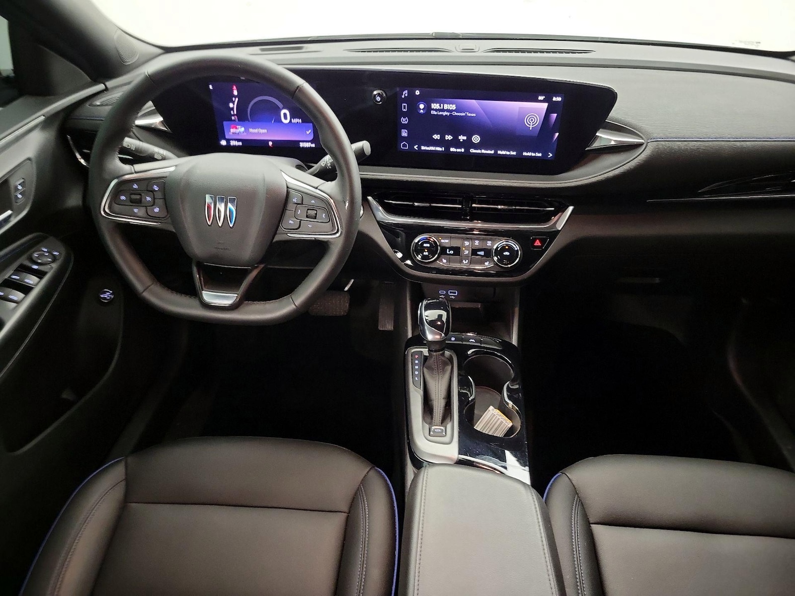 2025 Buick Envista Sport Touring - Photo 10