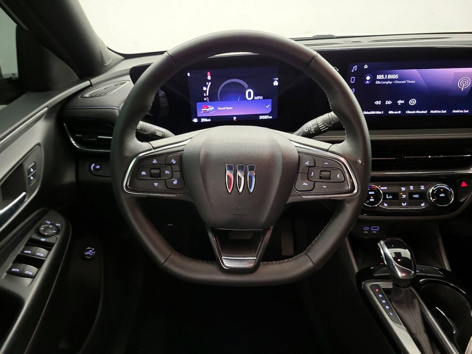 2025 Buick Envista Sport Touring - Photo 11