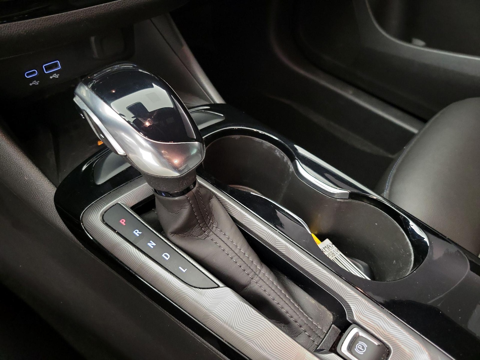 2025 Buick Envista Sport Touring - Photo 18