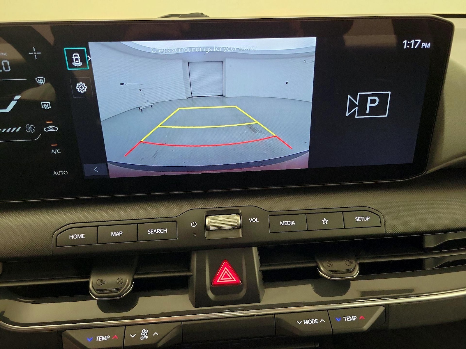 2025 Kia K4 EX - Photo 16