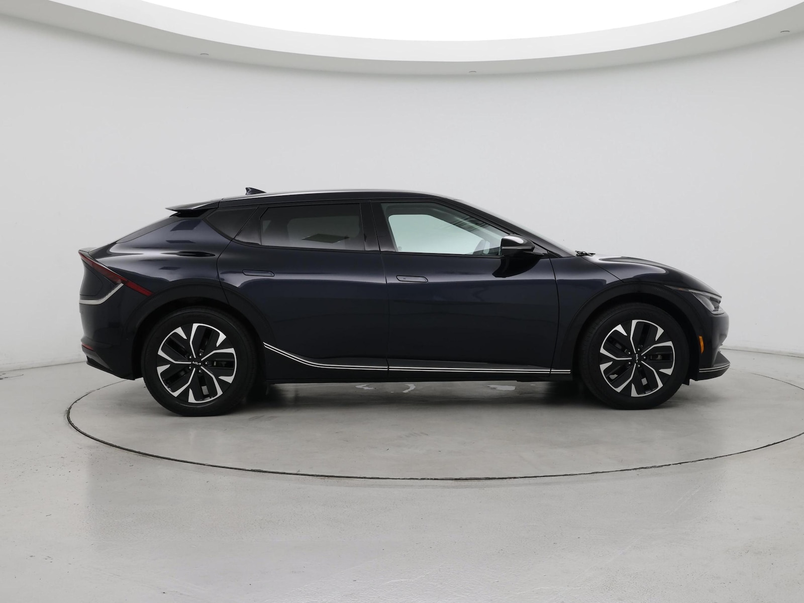 2024 Kia EV6 Wind - Photo 8