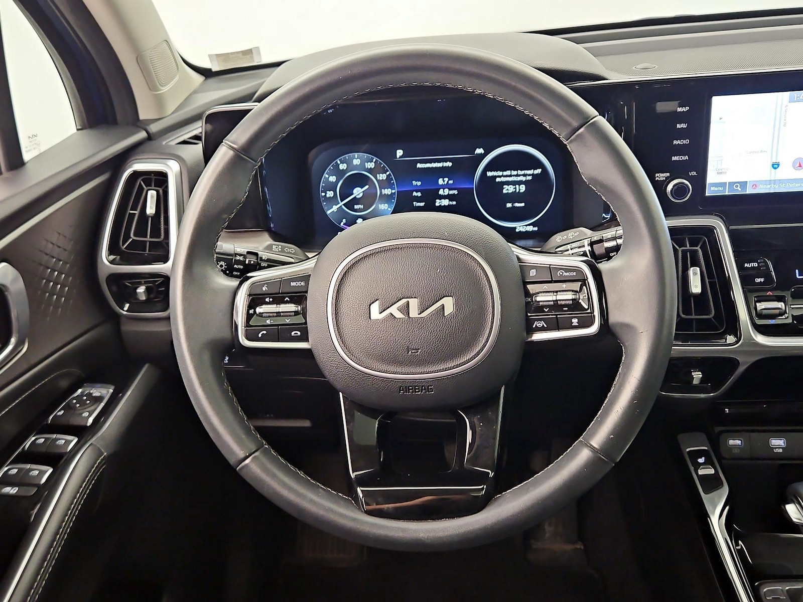 2023 Kia Sorento SX - Photo 11