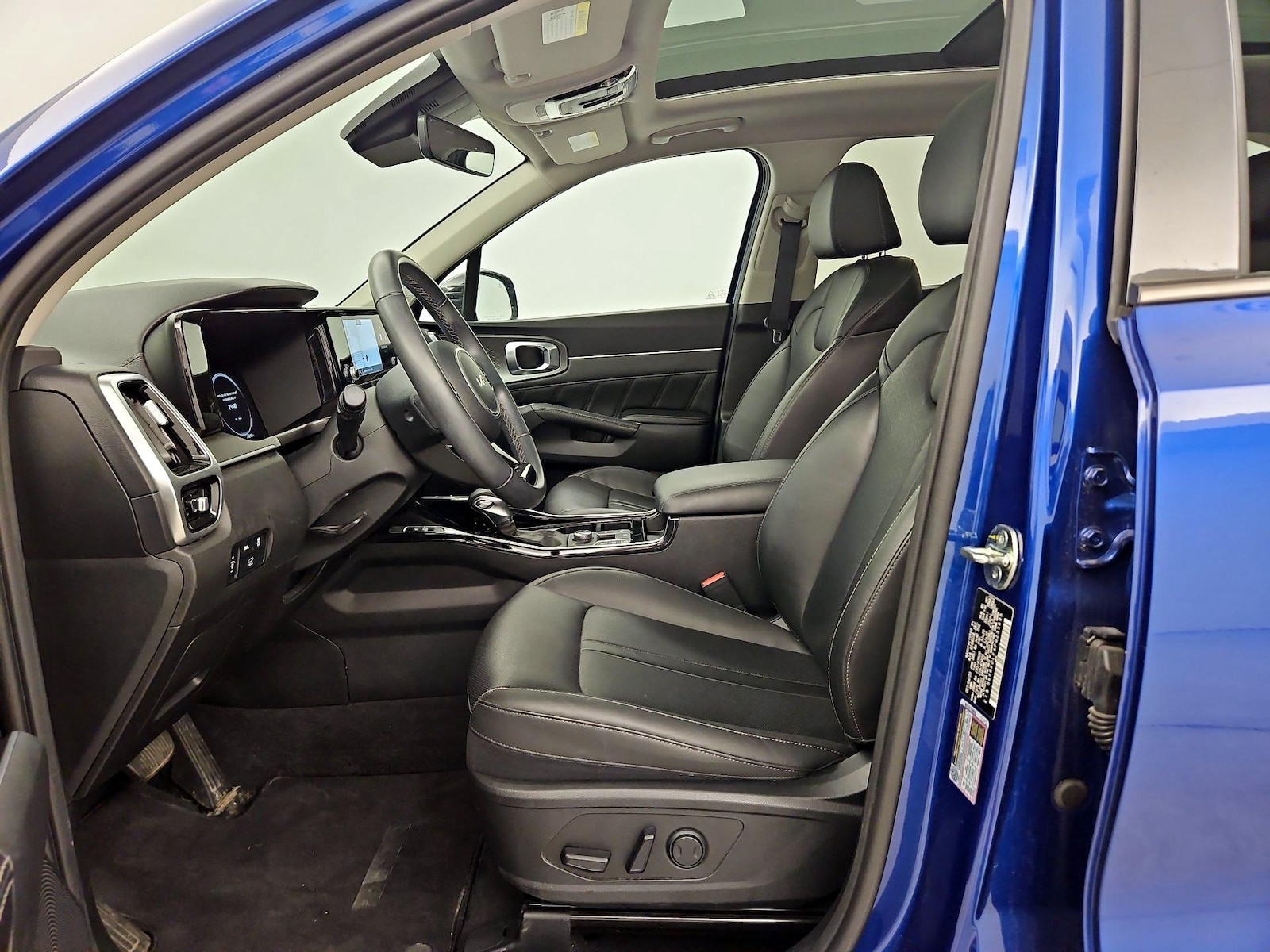 2023 Kia Sorento SX - Photo 12