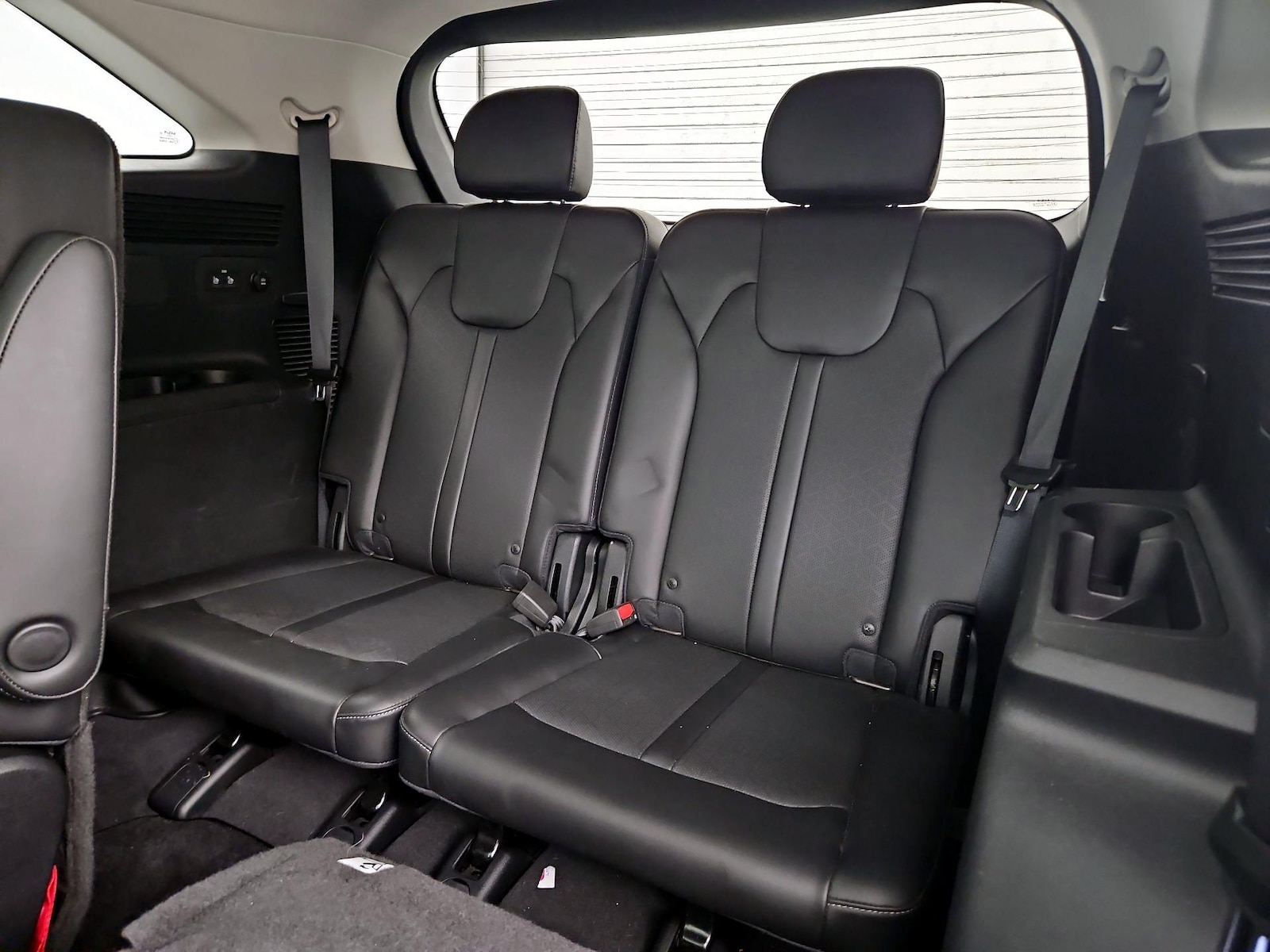 2023 Kia Sorento SX - Photo 23