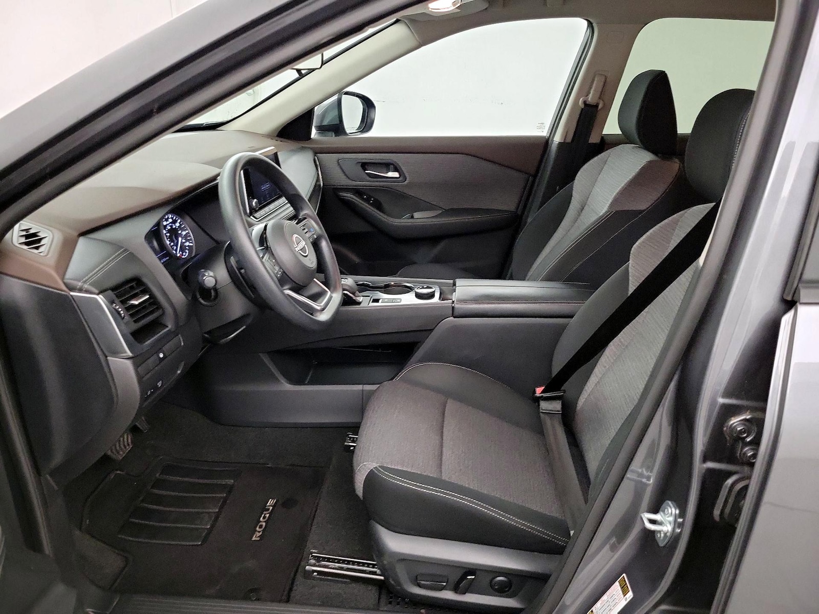 Power Seat(s) & Side Airbags