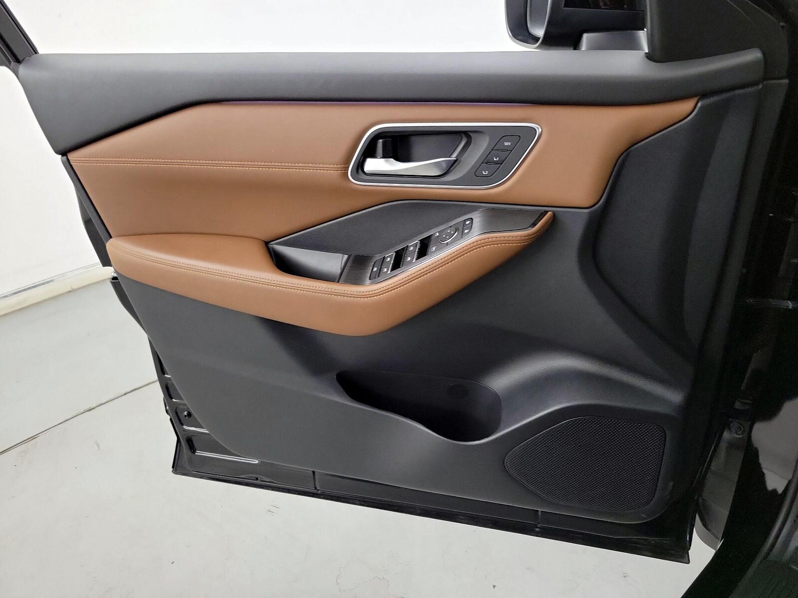2024 Nissan Rogue Platinum - Photo 13