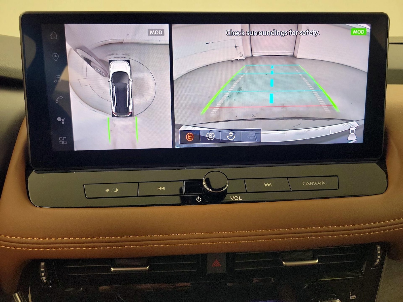 2024 Nissan Rogue Platinum - Photo 16
