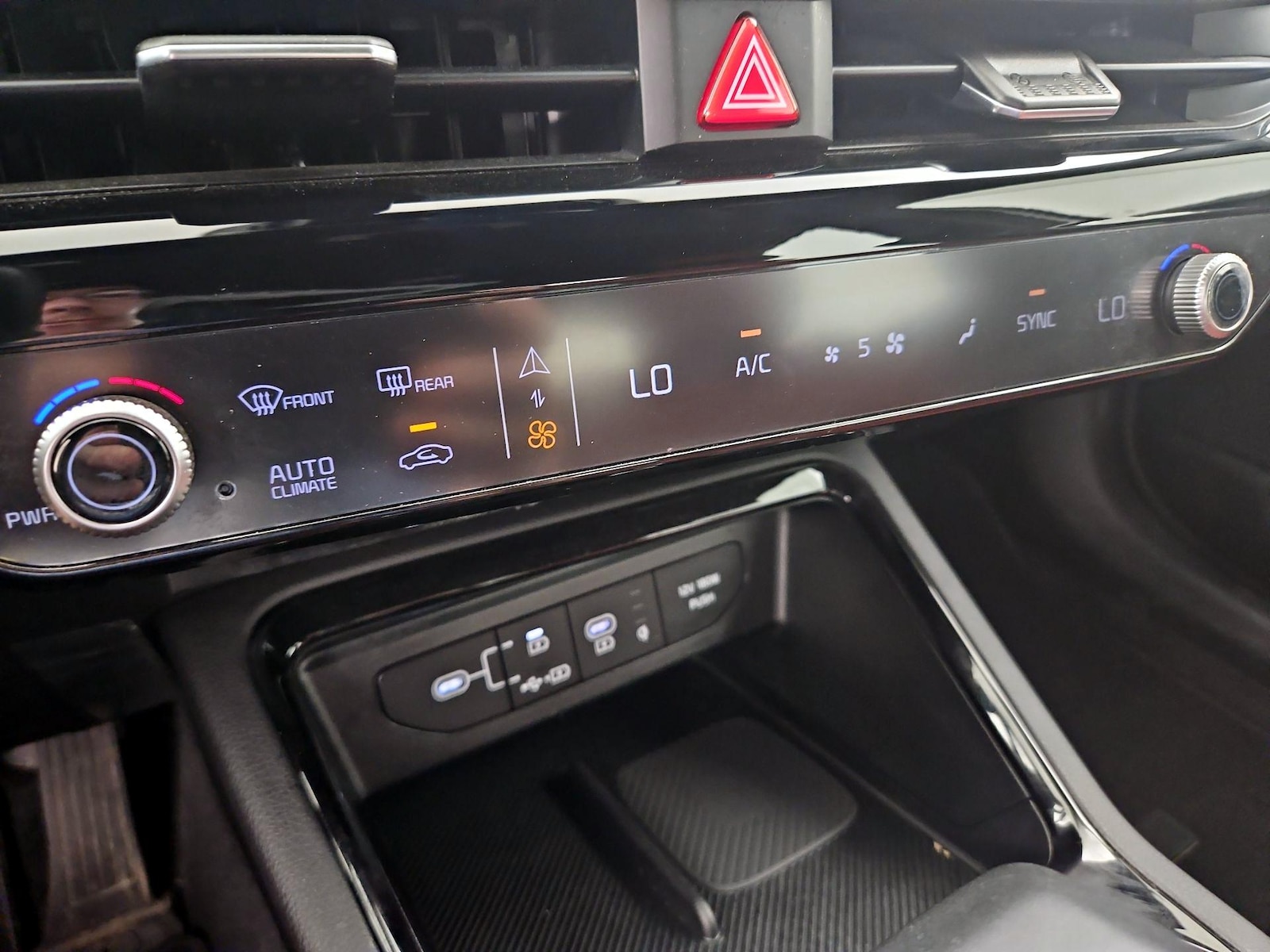 2026 Kia K5 GT-Line - Photo 18