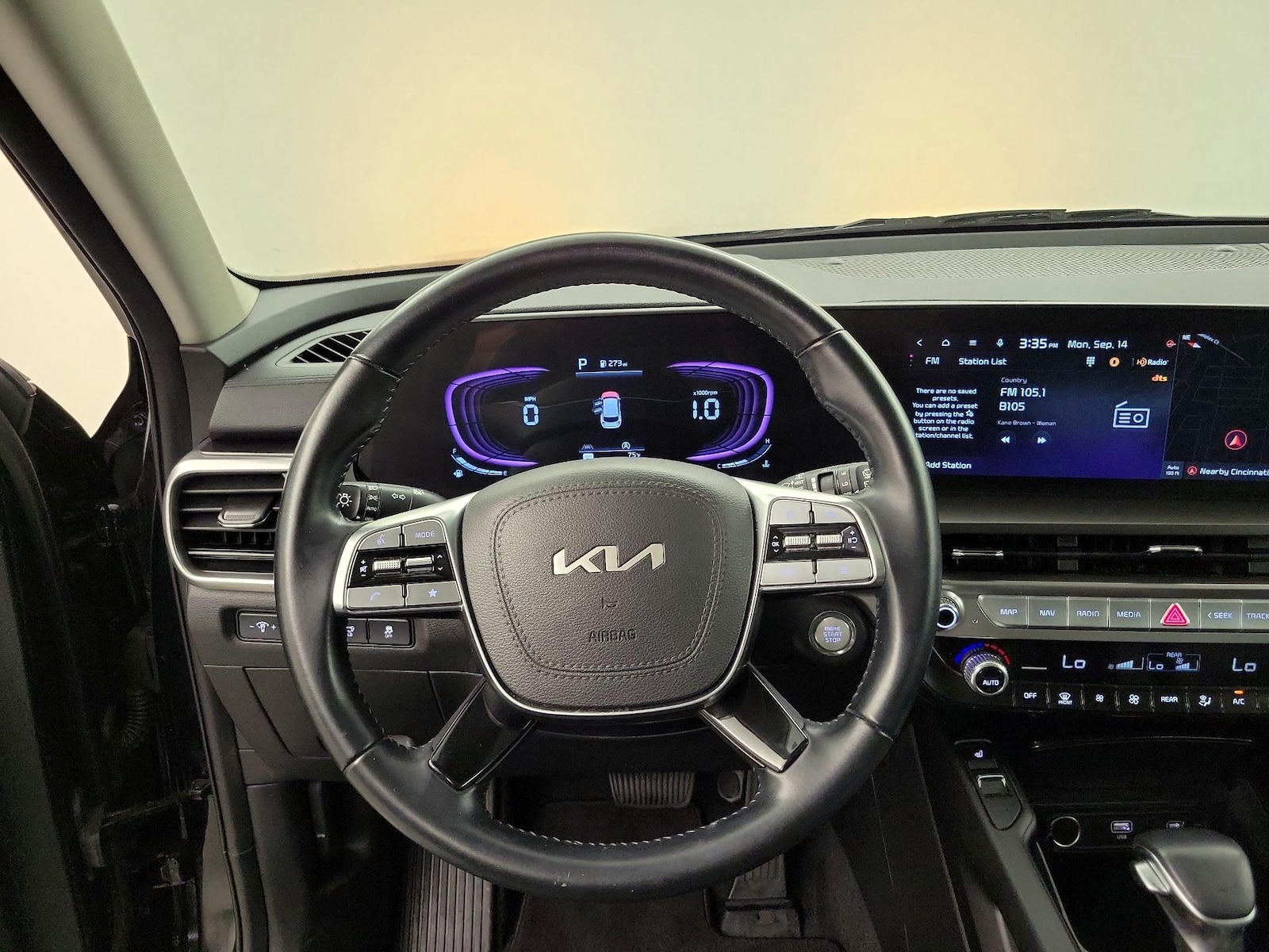 2025 Kia Telluride S - Photo 11