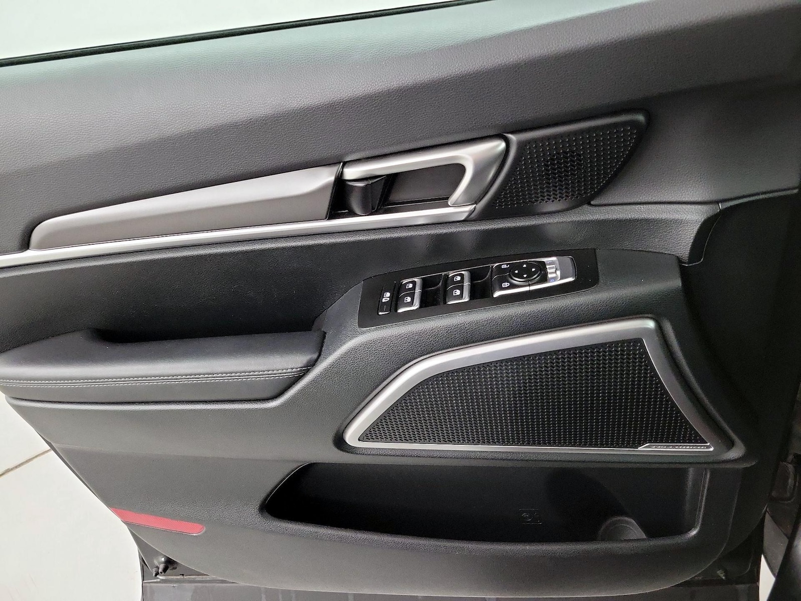 2025 Kia Telluride S - Photo 13