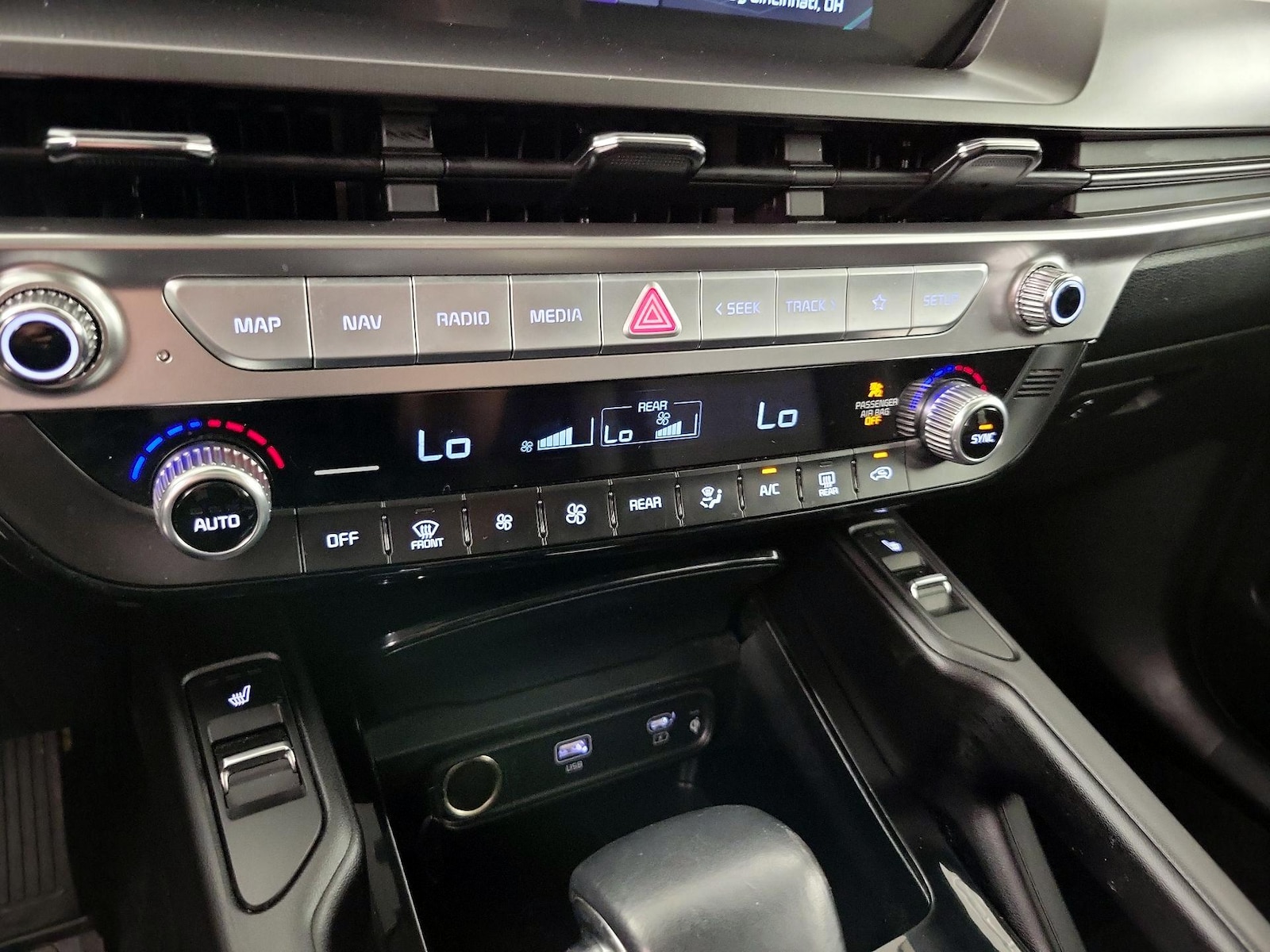 2025 Kia Telluride S - Photo 18