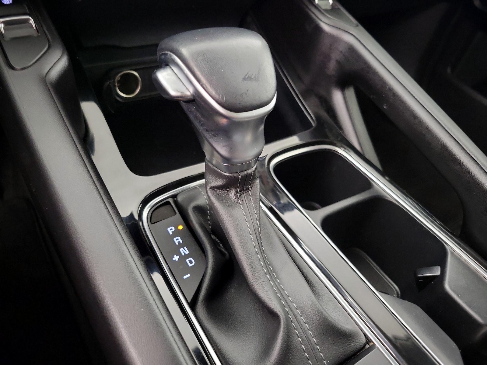 2025 Kia Telluride S - Photo 19
