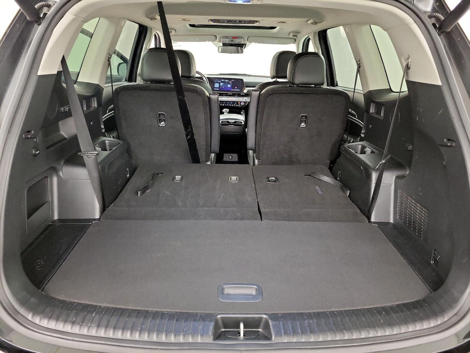 2025 Kia Telluride S - Photo 25