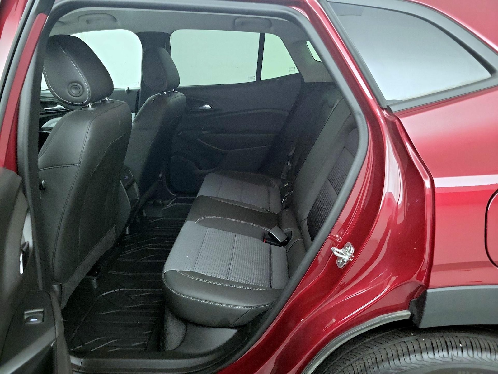 2025 Chevrolet Trax LT - Photo 20