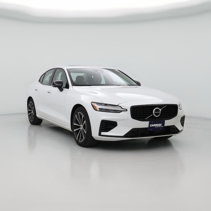 2023 Volvo S60 Recharge PHEV T8 Plus Dark Theme