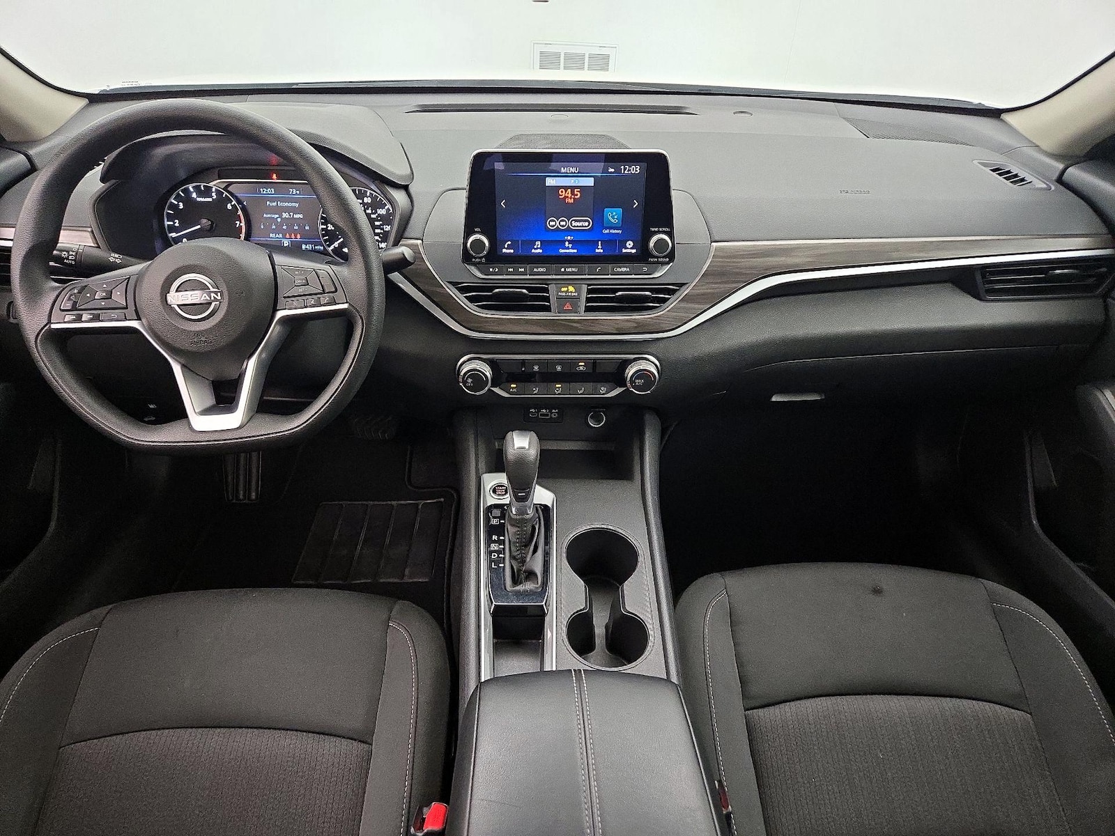 2025 Nissan Altima SV - Photo 10