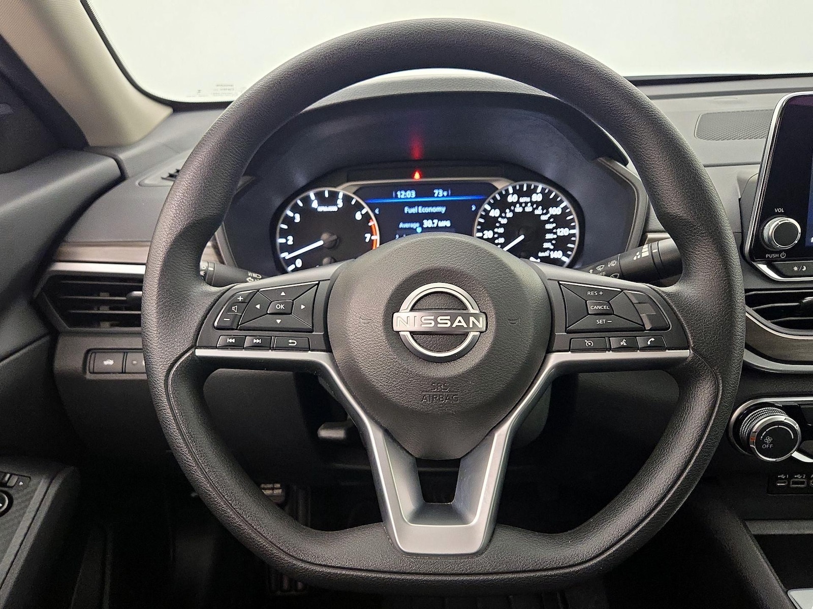 2025 Nissan Altima SV - Photo 11
