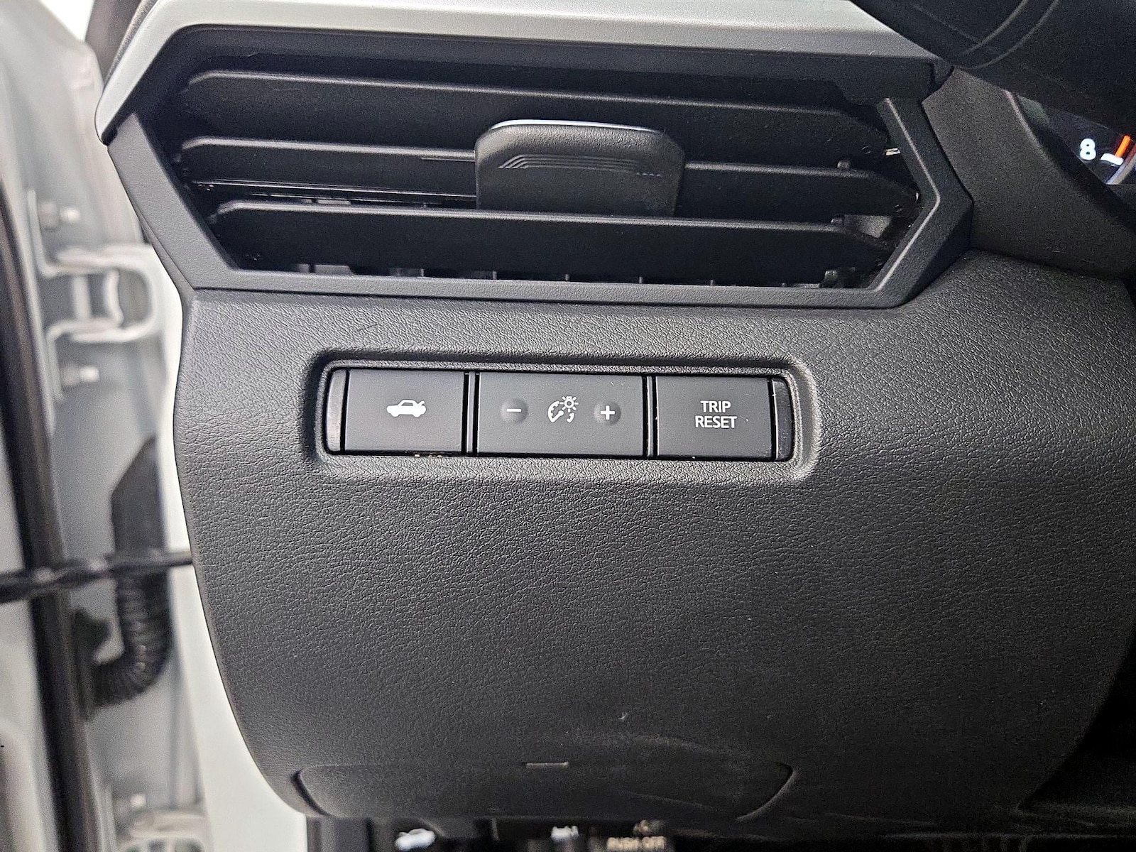 2025 Nissan Altima SV - Photo 14