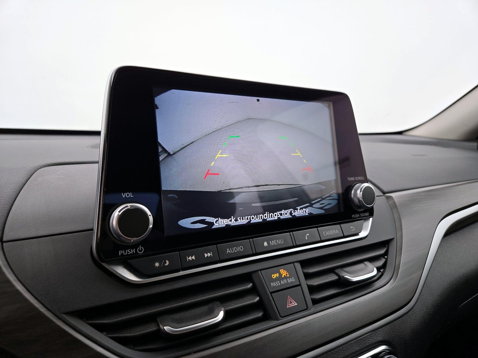 2025 Nissan Altima SV - Photo 15