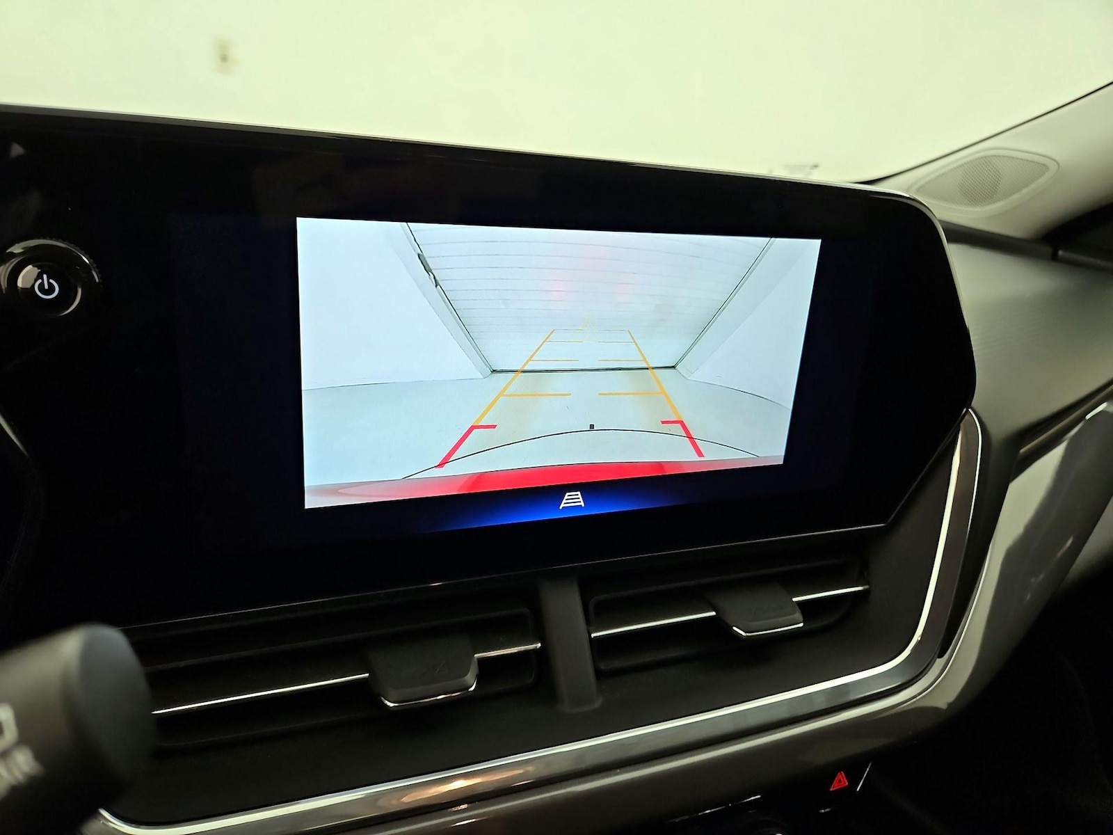 2024 Chevrolet Trax Activ - Photo 15