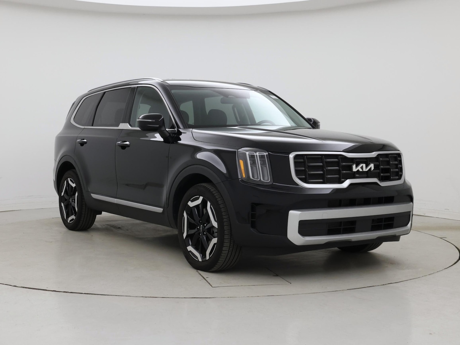 2024 Kia Telluride S - Photo 2