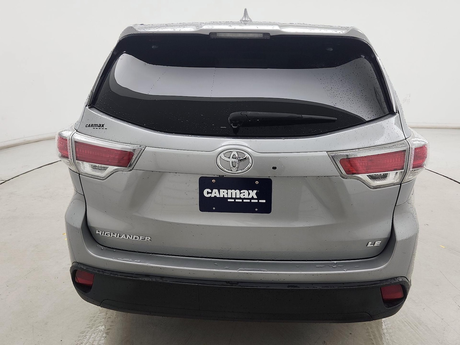 2015 Toyota Highlander LE Plus - Photo 6