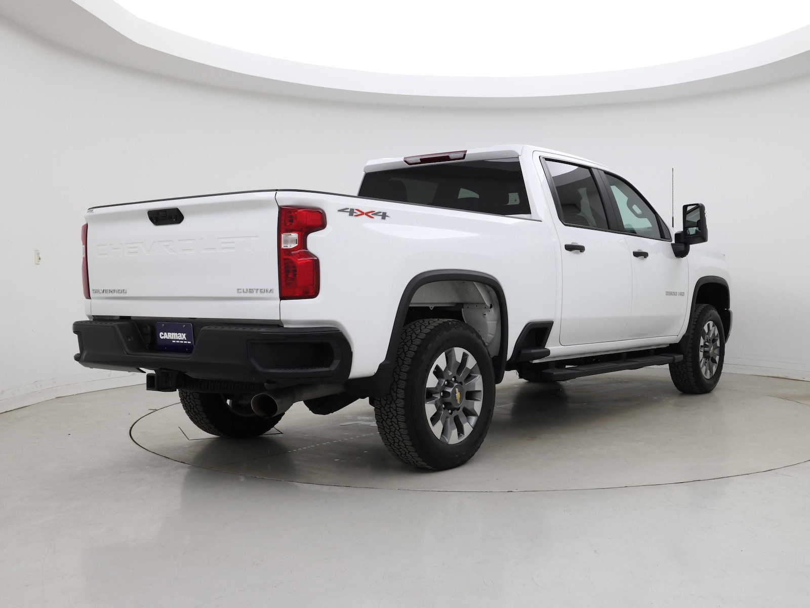 2025 Chevrolet Silverado 2500HD Custom - Photo 9