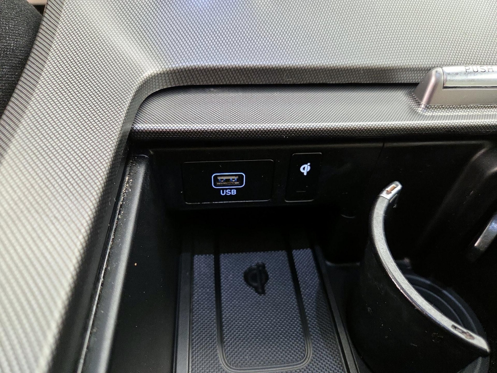 2020 Hyundai Palisade Limited - Photo 19