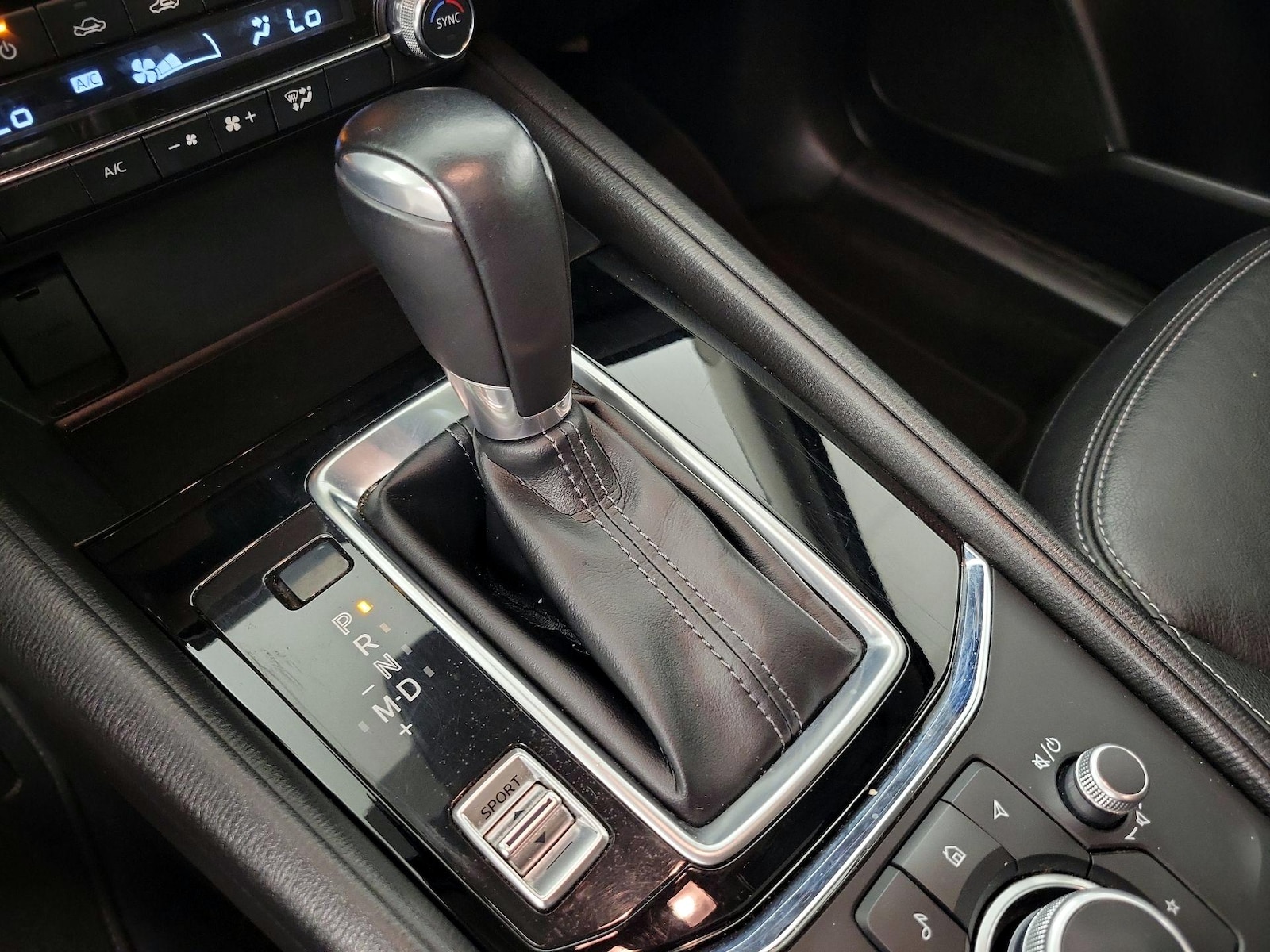 2025 Mazda CX-5 S Preferred package - Photo 17