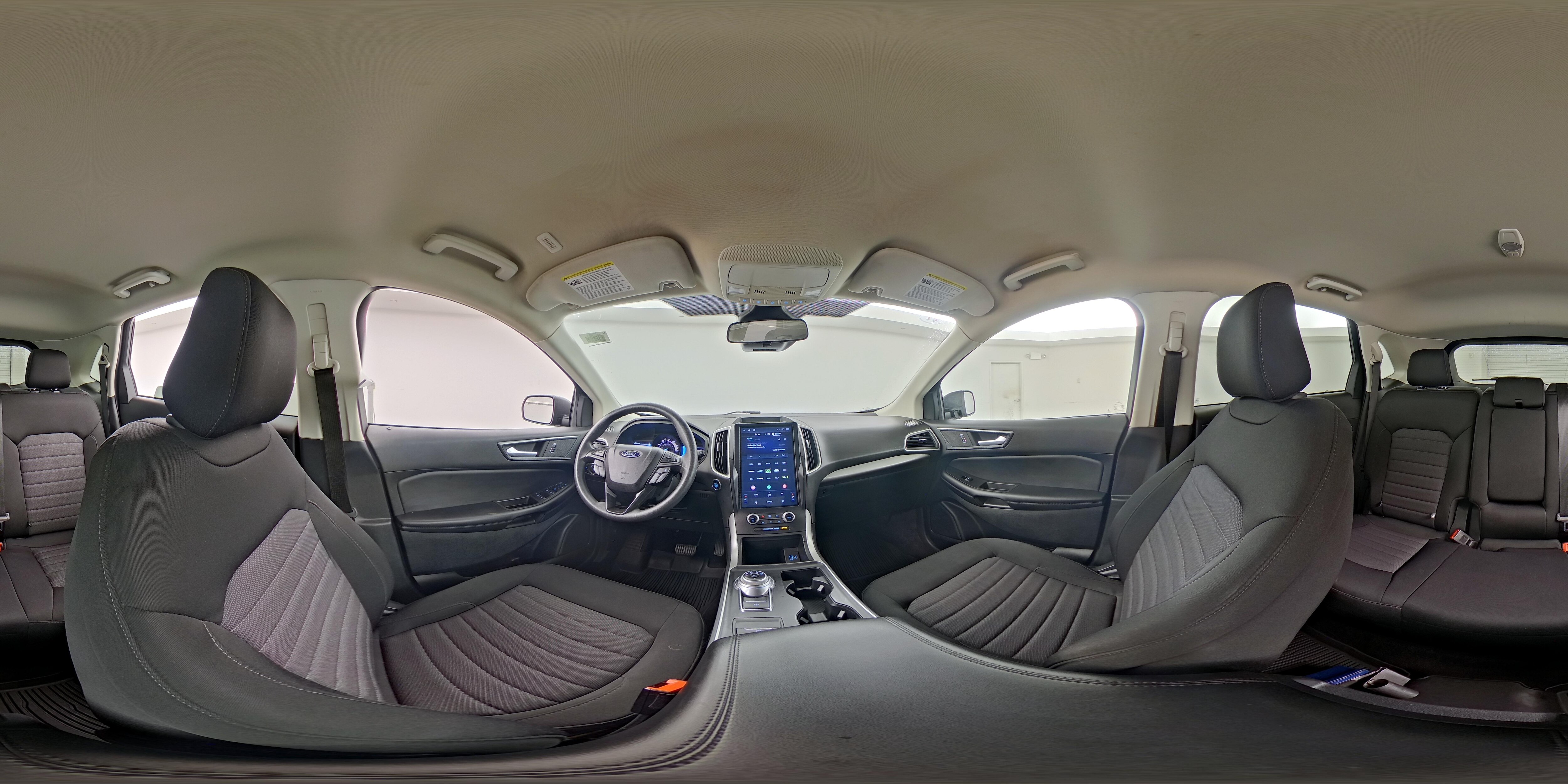 2024 Ford Edge SE - Photo 24