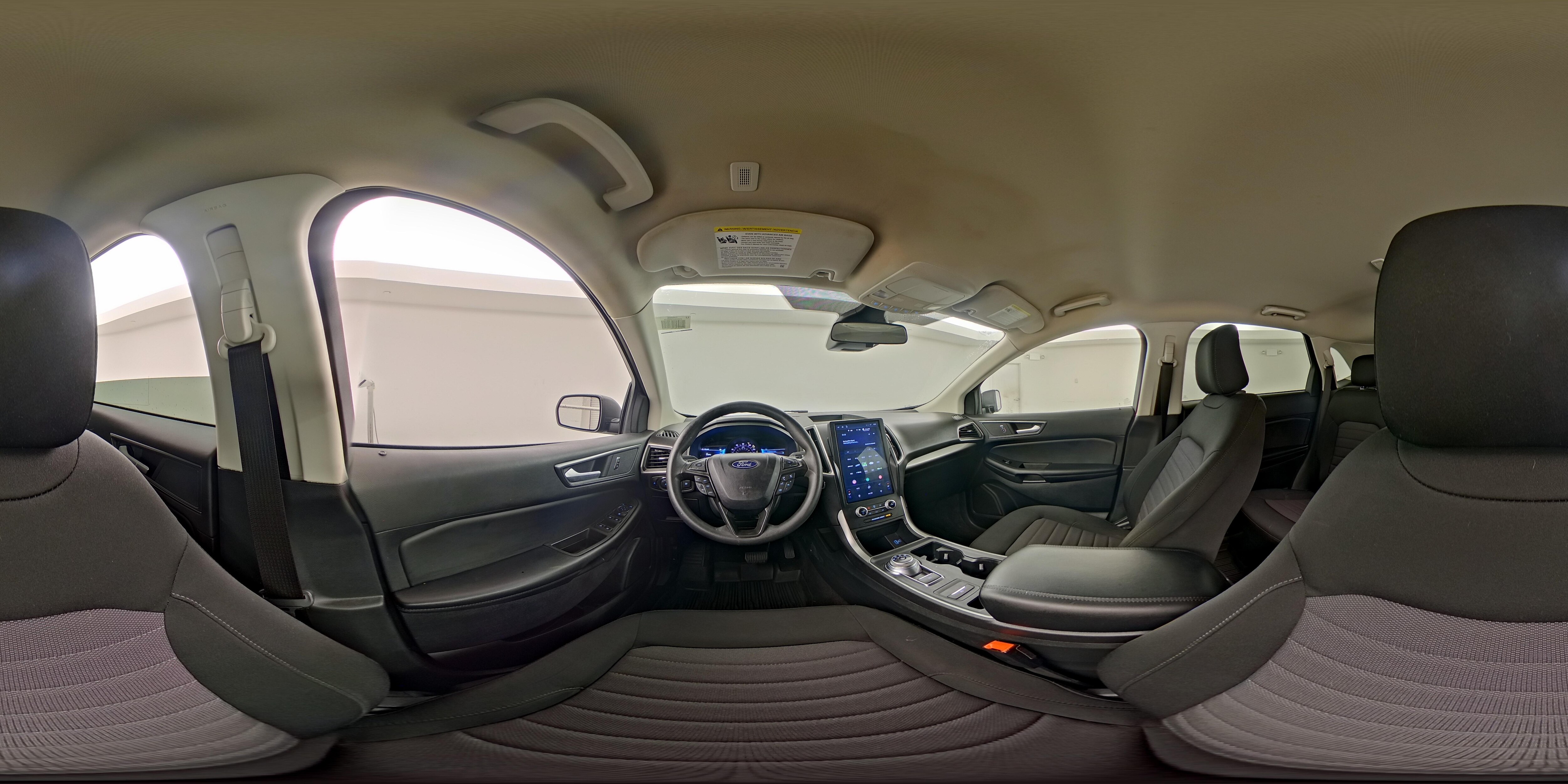2024 Ford Edge SE - Photo 26