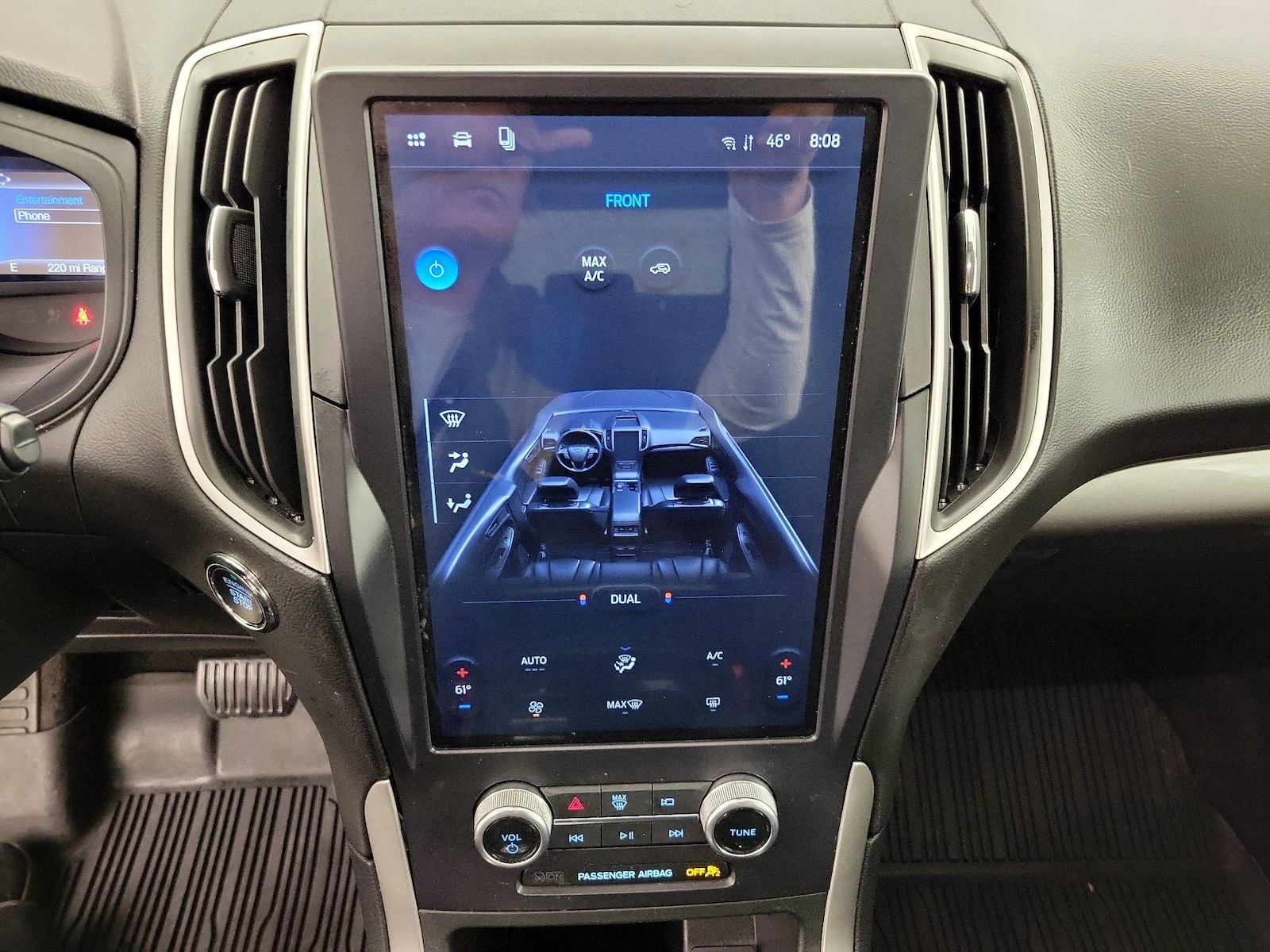 2024 Ford Edge SE - Photo 17