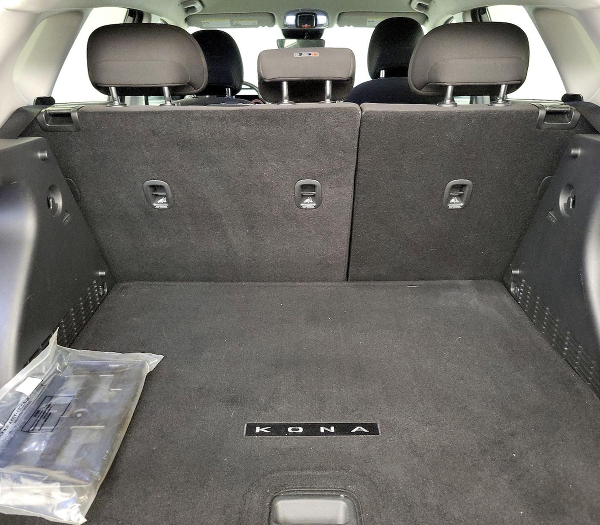 Trunk/Cargo (Seats Up)