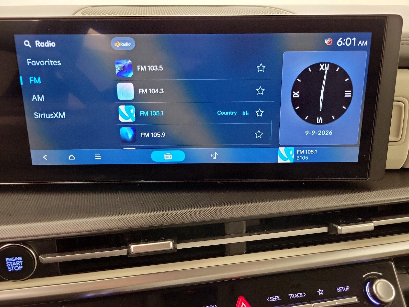 2025 Hyundai Santa Fe SEL - Photo 17