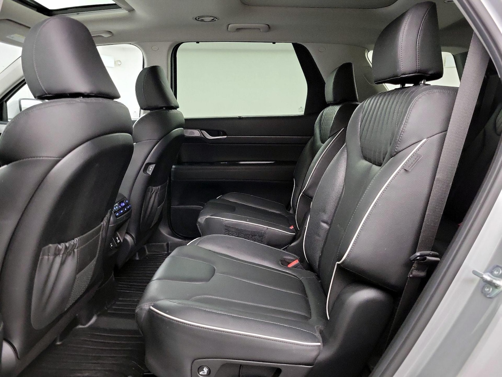 2024 Hyundai Palisade Limited - Photo 22
