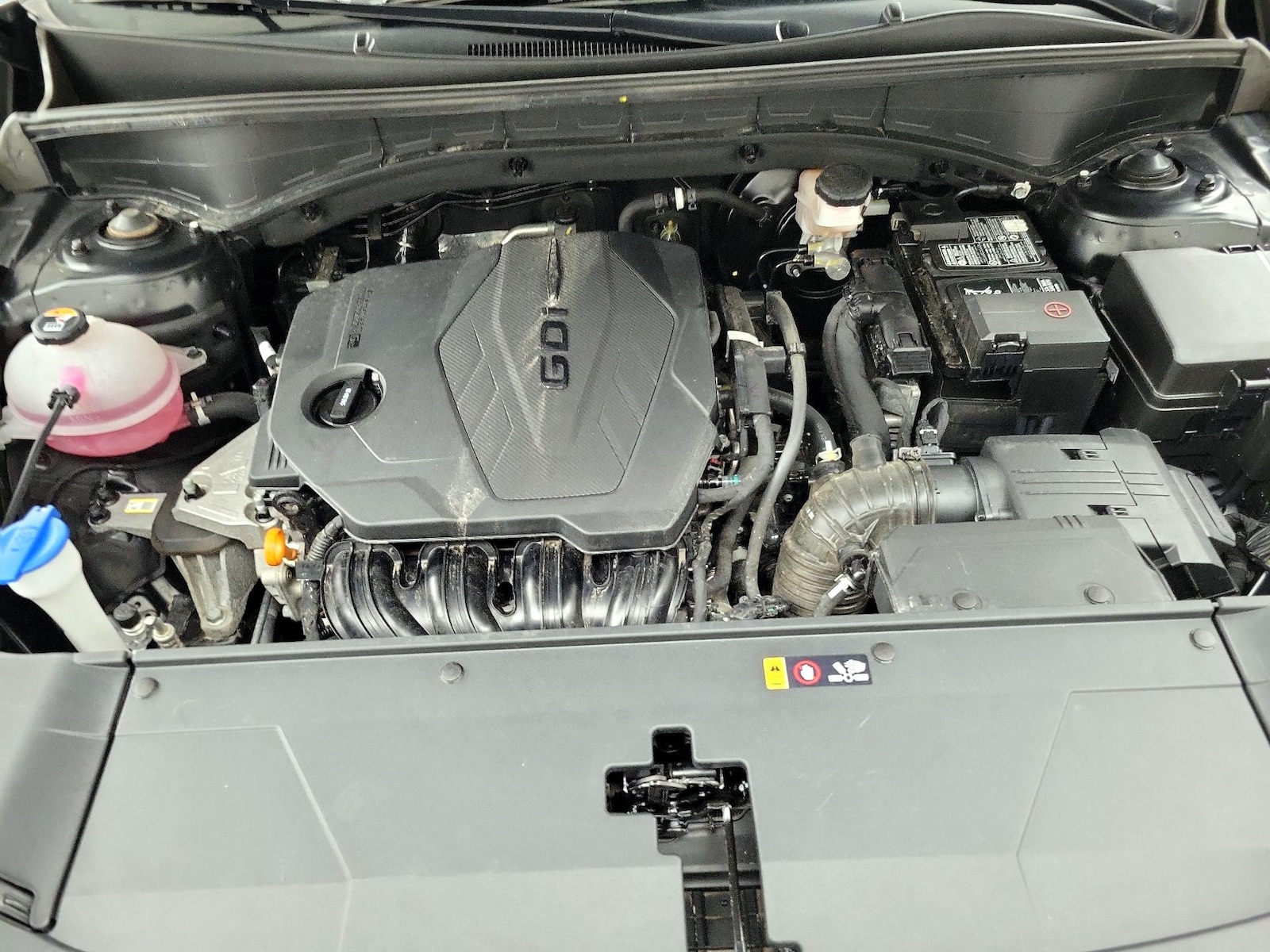 2024 Kia Sorento S - Photo 24
