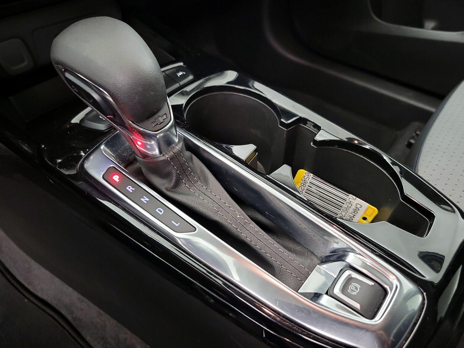 2025 Chevrolet Trax LT - Photo 18