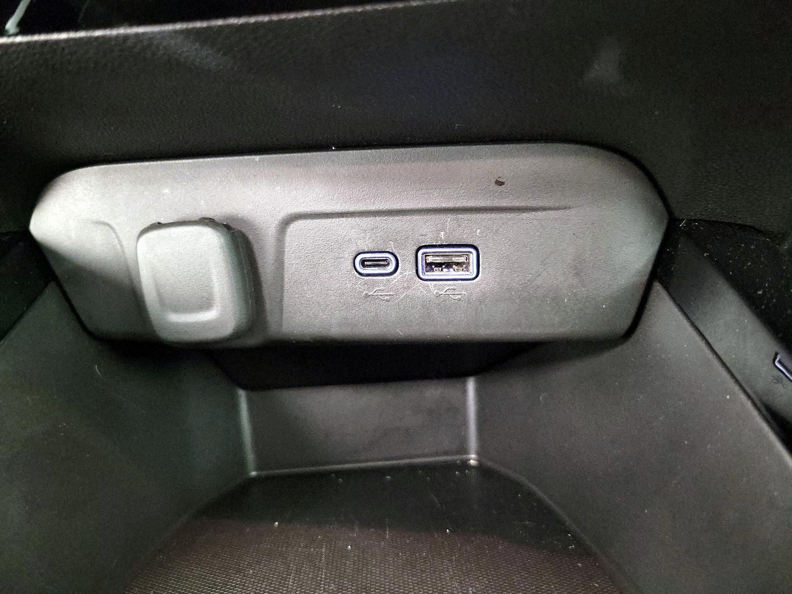 2025 Chevrolet Trax LT - Photo 19