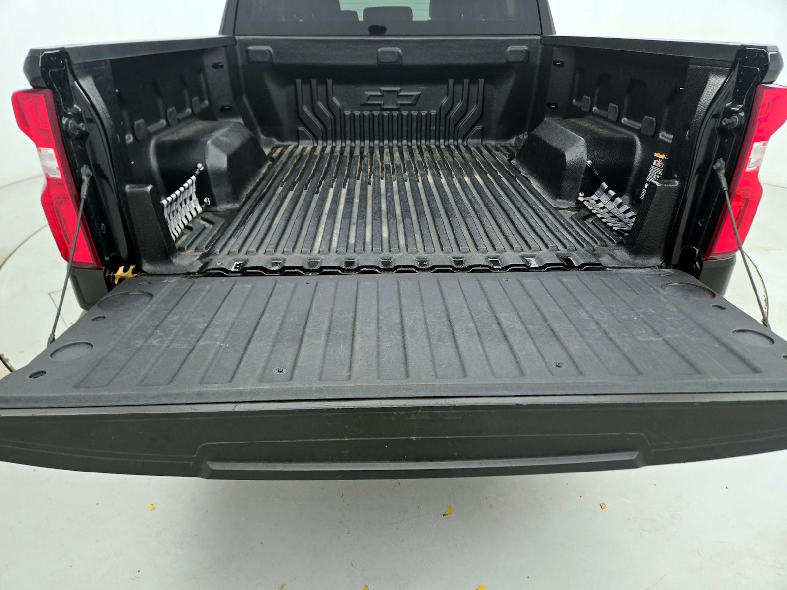 2022 Chevrolet Silverado 1500 Limited Custom - Photo 21