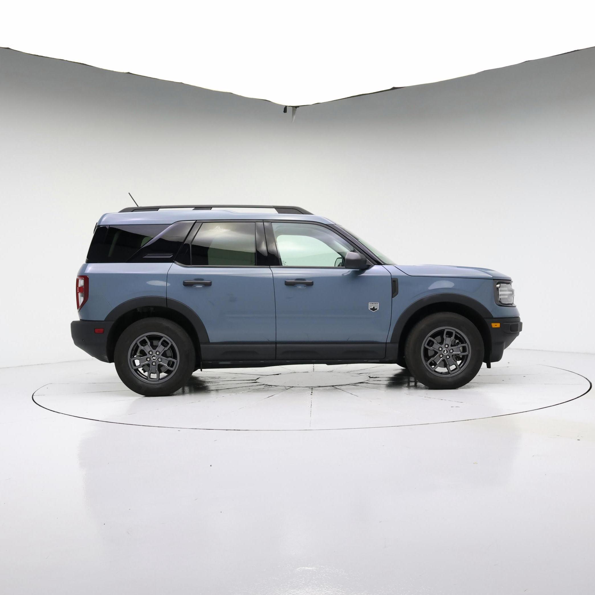 Thumbnail: 2023 Ford Bronco Sport - 3